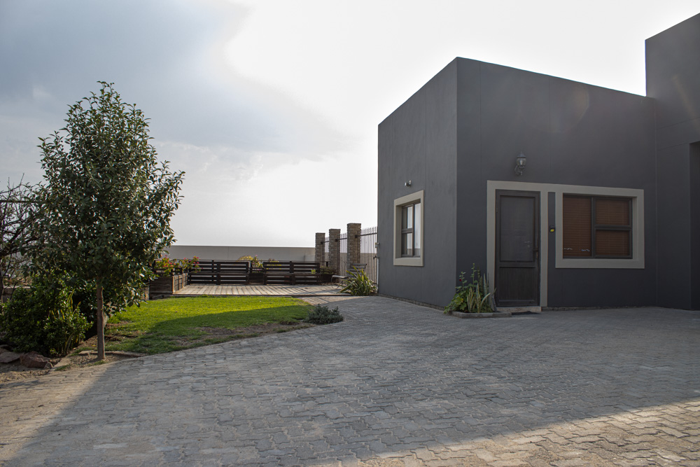 PLOT_EXTERIOR_WEB-10