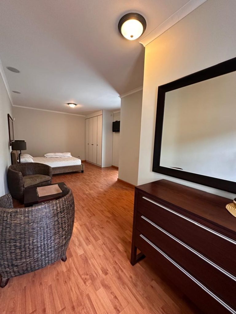 en-suit bathroom to bedroom 1