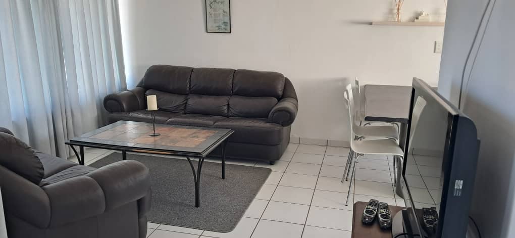 Lumen Street No. 6 lounge